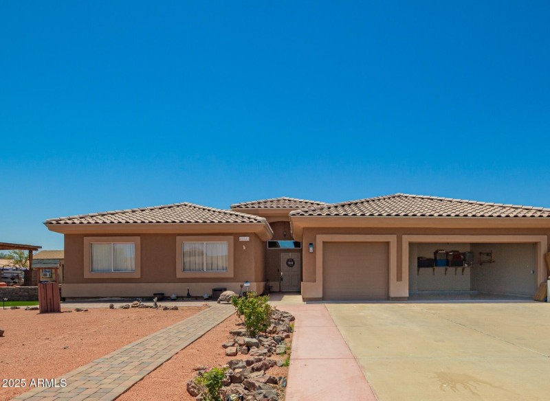 02 - San Miguel.JPG crop