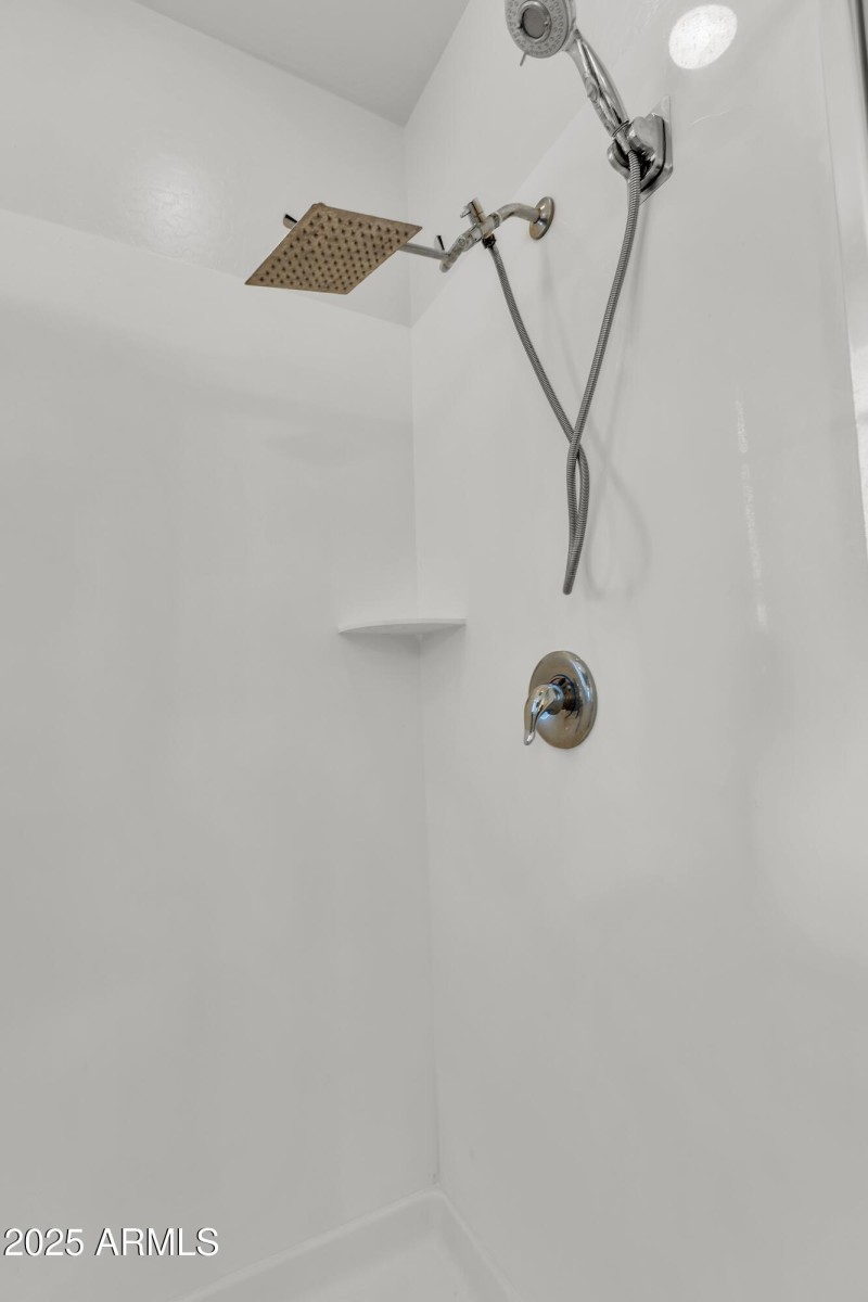 12375_W_Whyman_Ave20