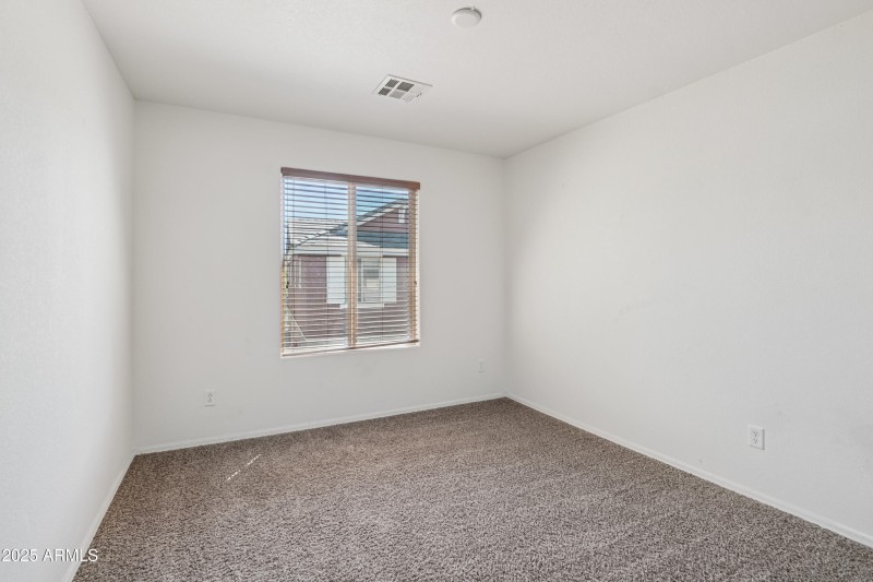 24-print-N Evergreen St-2106-024