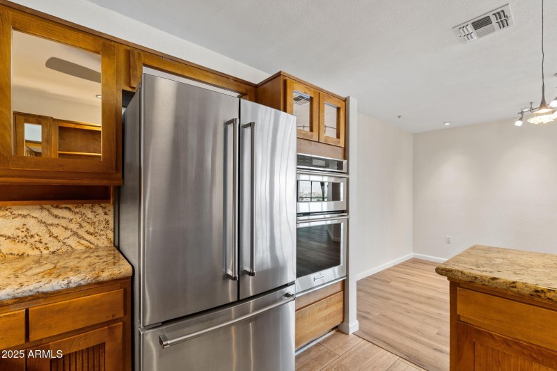 STAINLESS STEEL APPLIANCES