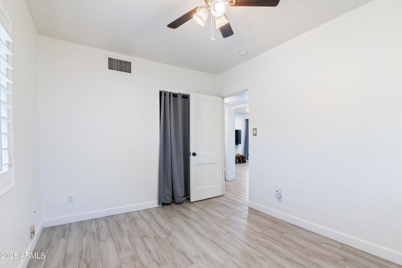 19_9520 n central ave-19