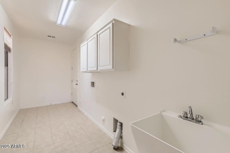 Sandpiper laundry room