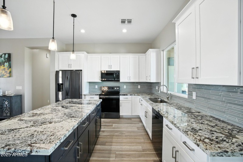 8-web-or-mls-DSC03463 Boogie ThePhotogra