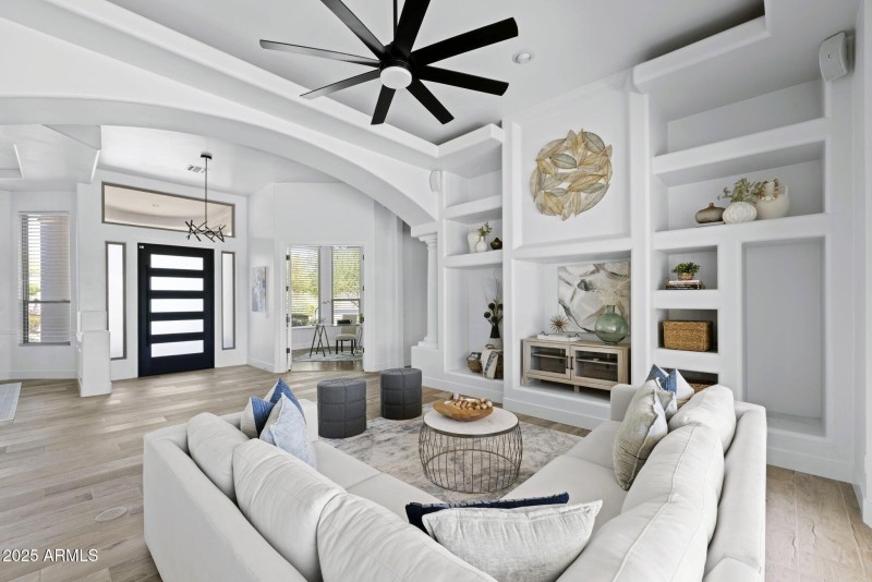 31-web-or-mls- 3946 N Pinnacle Hills Cir