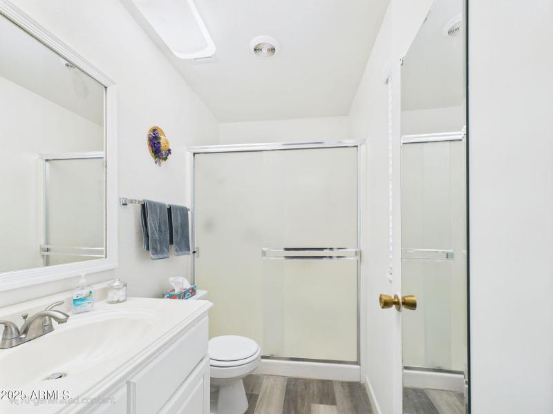 4-web-or-mls-CAM03379G0-PR0127-STILL004(