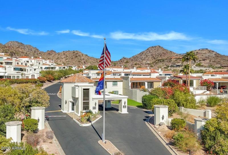 Estate Antigua Guard Gated Entry