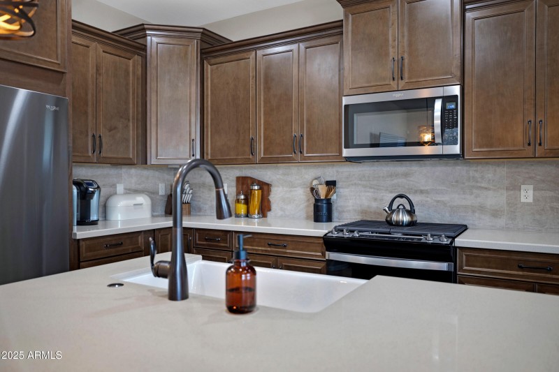 22476 E Indiana Ave-18