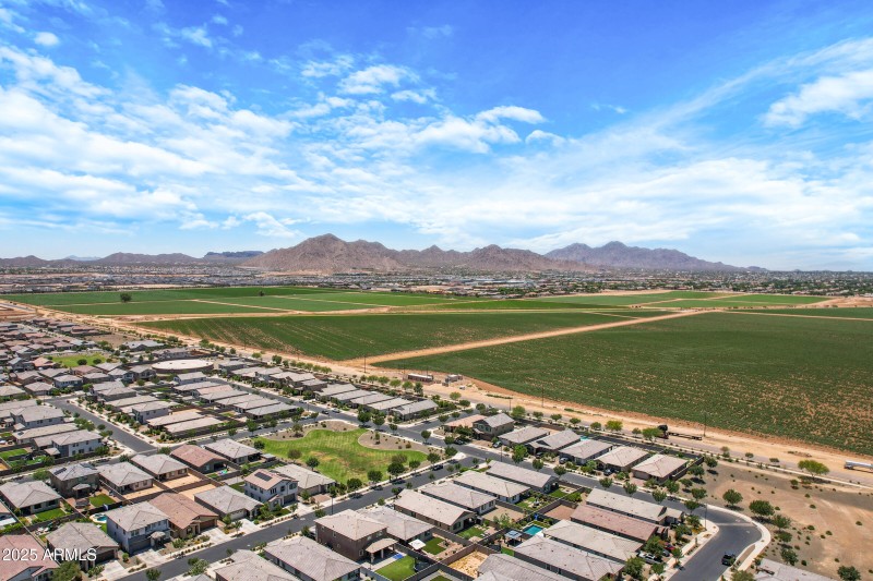 22476 E Indiana Ave-58