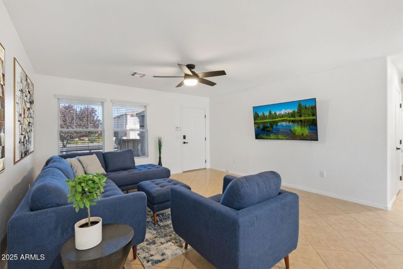 16551b17-5a61-4412-aa53-b0a7ff0ef911