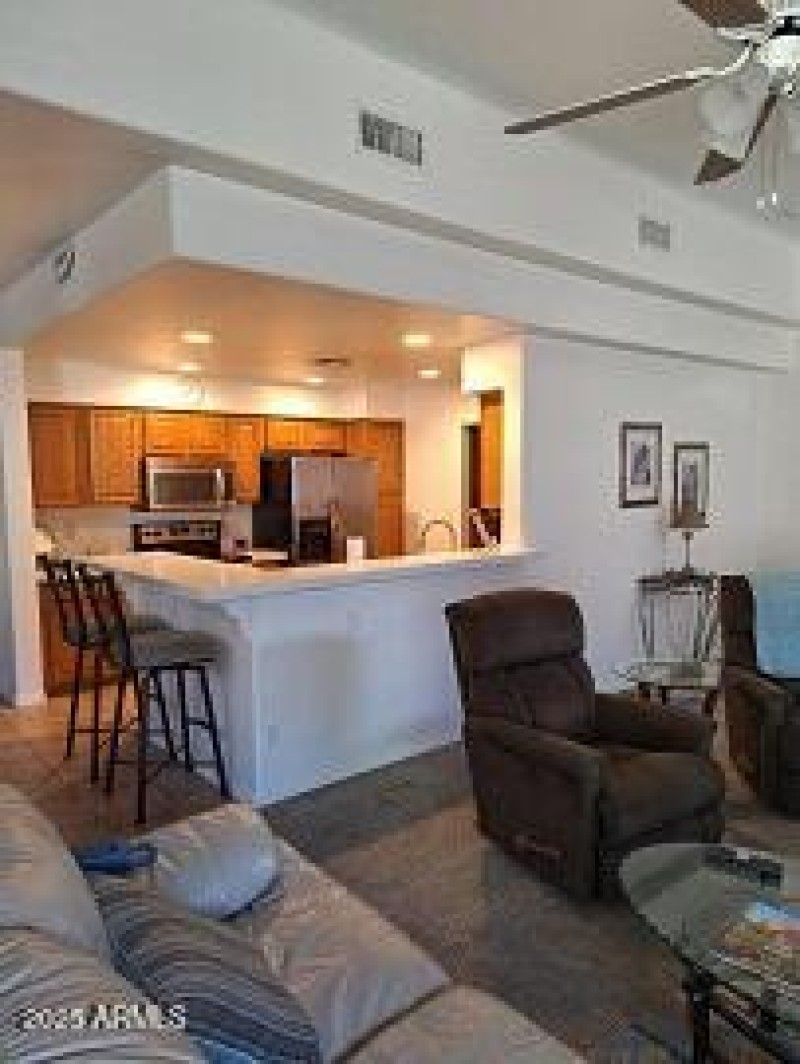 open kitchen to great room