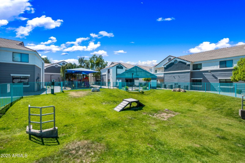 13EVA-3065N67A-ocupix-Comm-G-SS