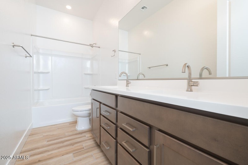 Tri Pointe Blossom Rock 490 - Bathroom 2