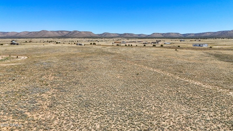 18-Lot Photo (6)