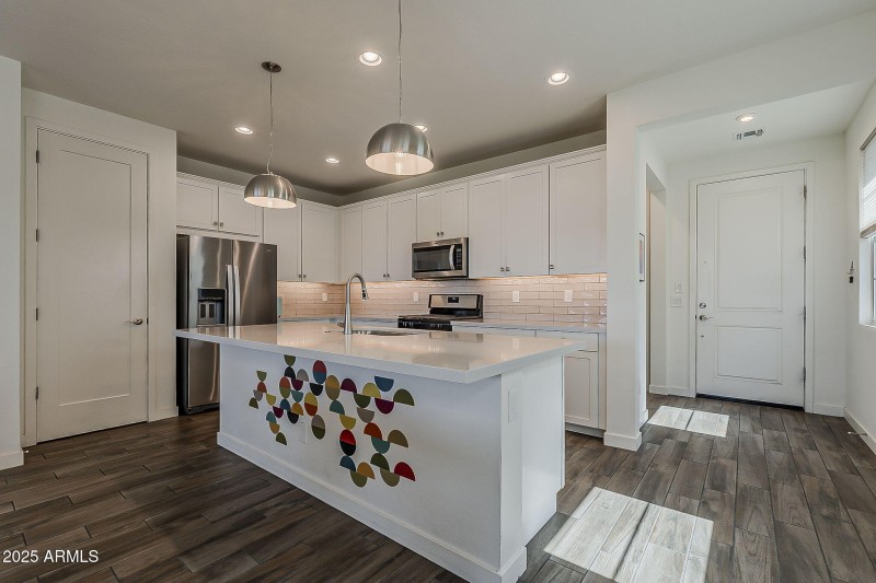 21-web-or-mls-Springfield-21