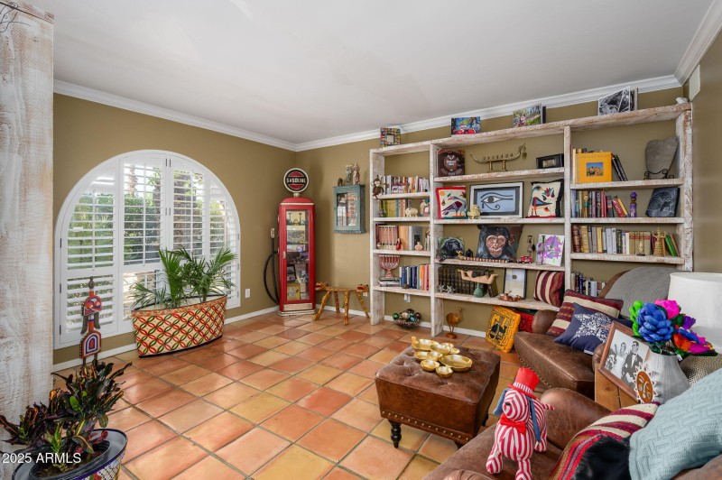 4-web-or-mls-Crocus-12