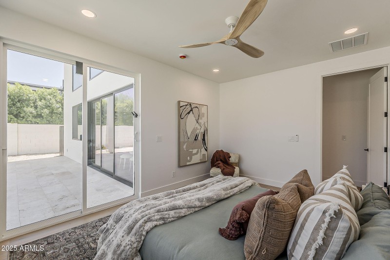 26-web-or-mls-Piccadilly-26