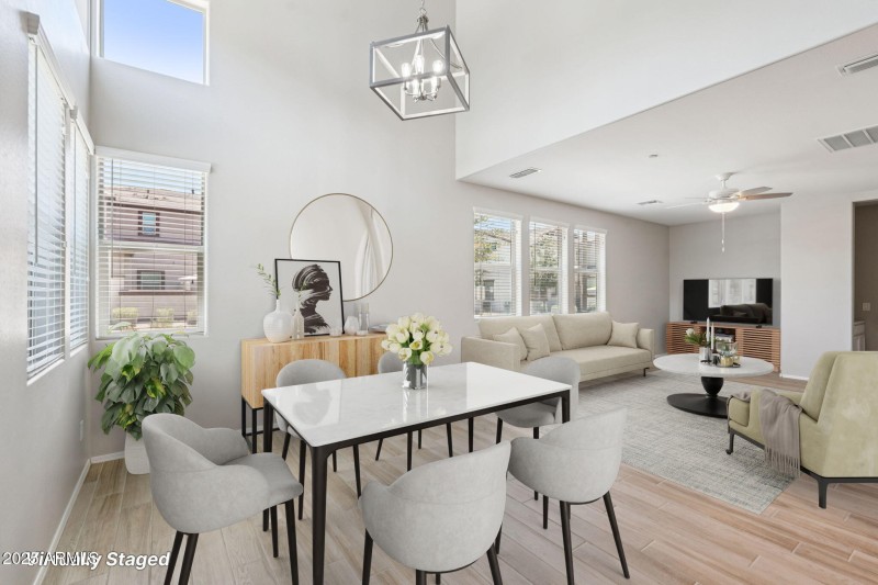 10-web-or-mls-W Encanto Blvd-2106-009 v