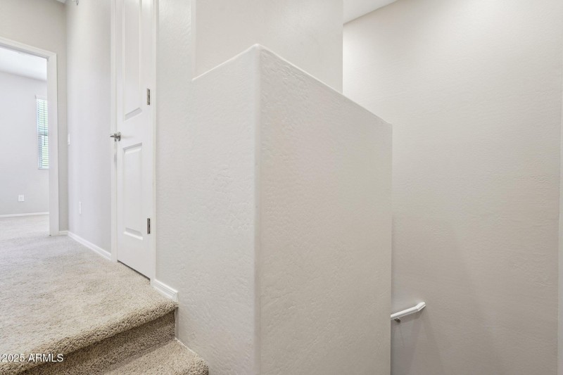 26-web-or-mls-W Encanto Blvd-2106-022