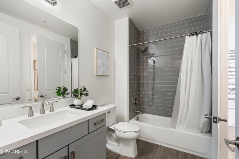 25-web-or-mls-DSC00857 copy