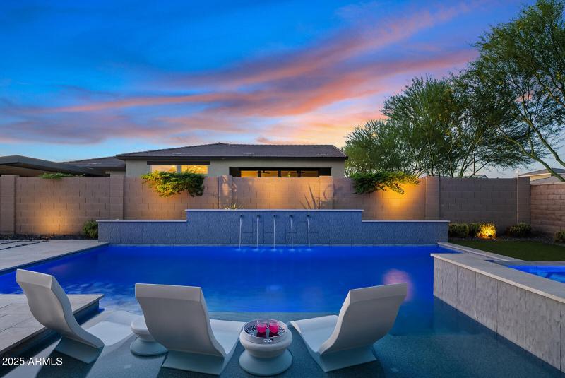 Pool with Baja Shelf