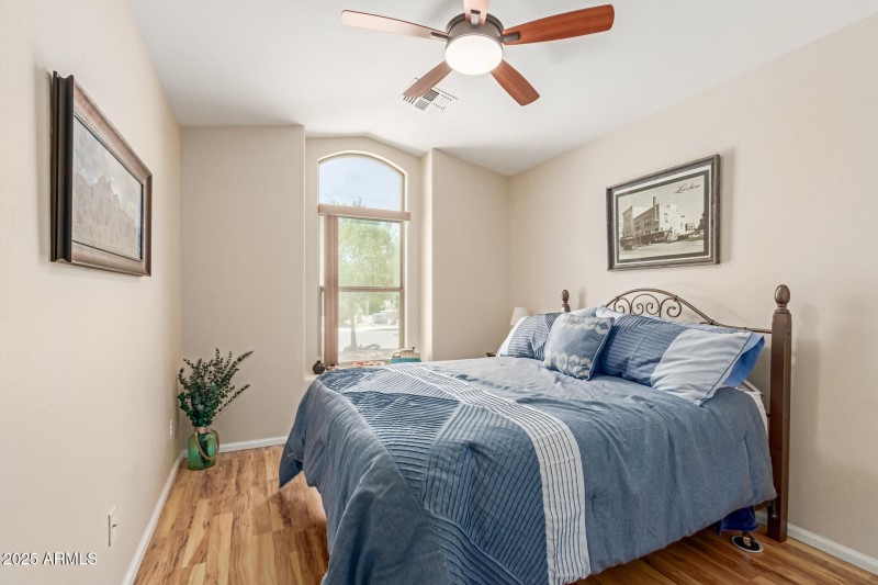 2nd bedroom with nice view