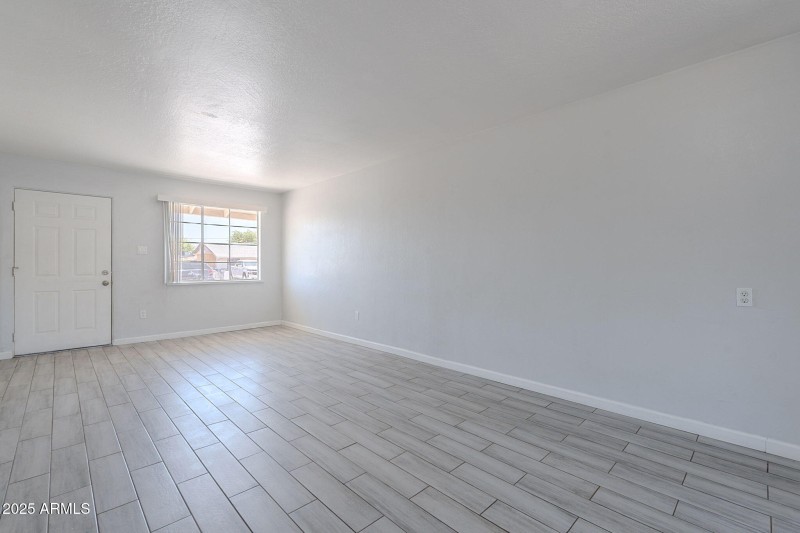 5-web-or-mls-North-5