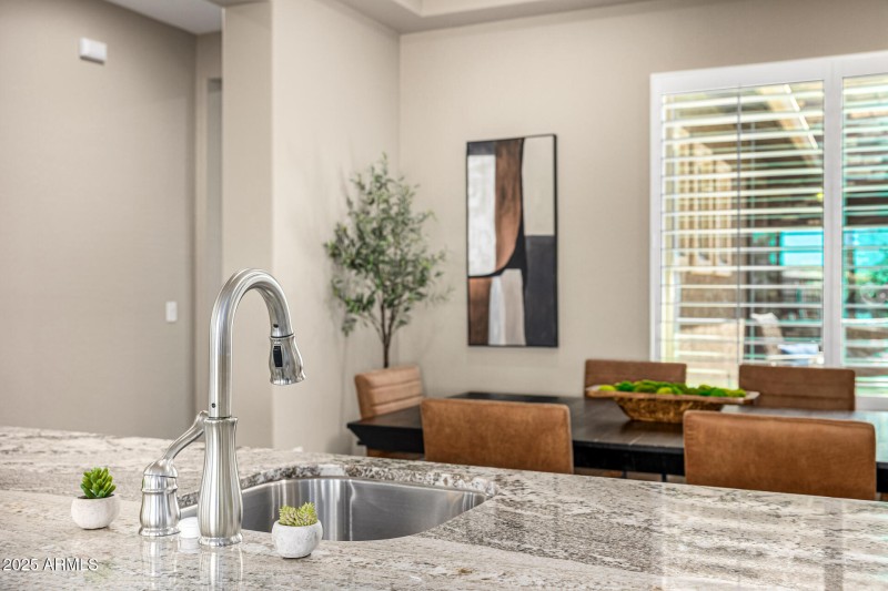 Formal Dining with Wet Bar