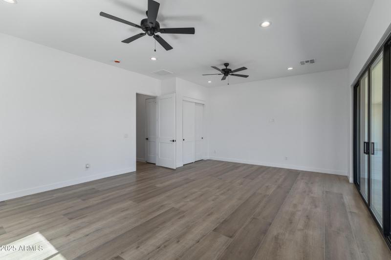 3989 E Freeman Ln-33