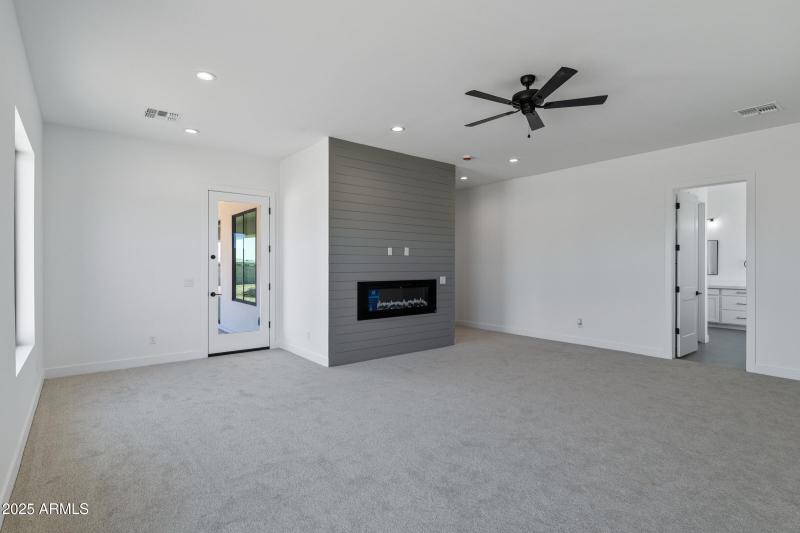 3989 E Freeman Ln-38