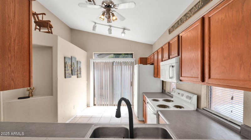 13-web-or-mls-P1085280