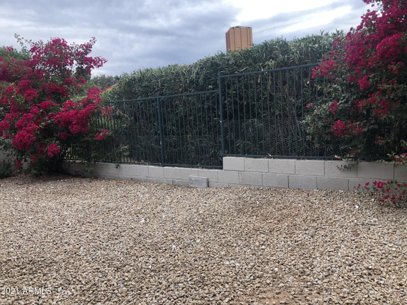 E25C0133-C824-49D7-B744-029CAB4A4BAE