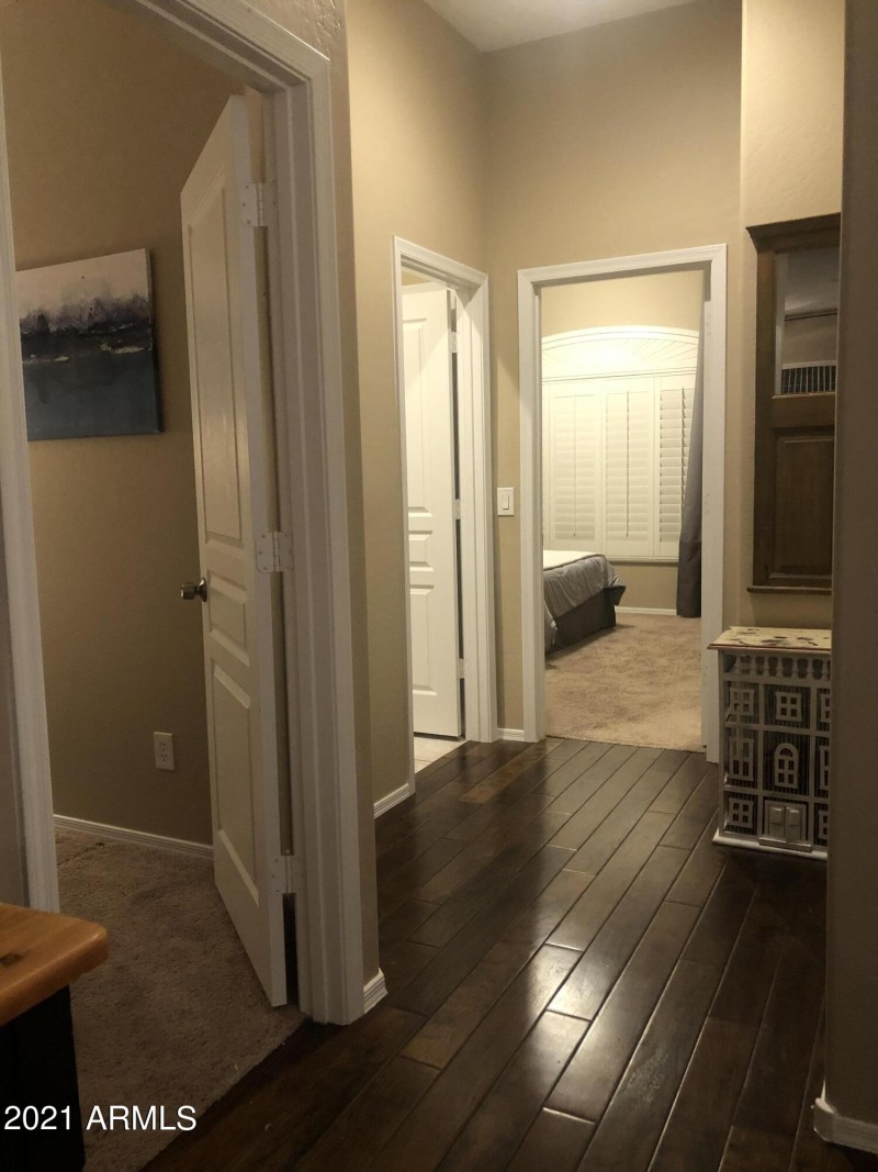 1815F131-3E9A-43CE-8C0E-9E7B47CA91BC