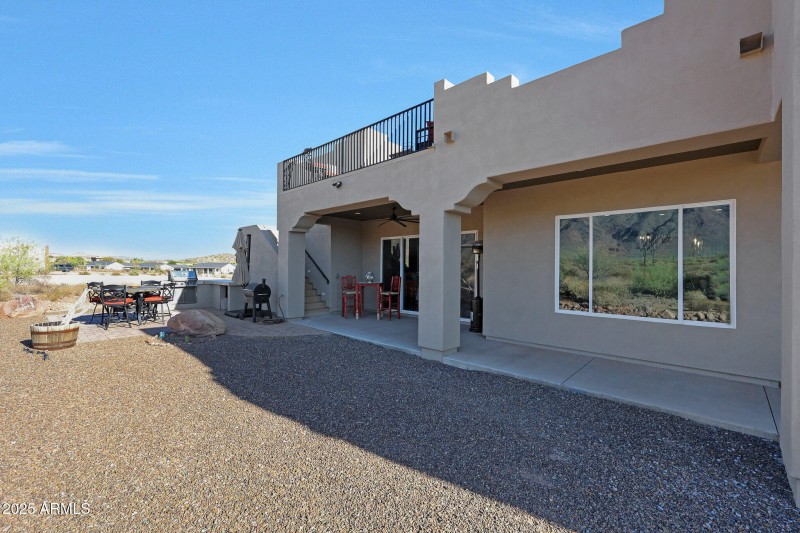 Large Extended Pation