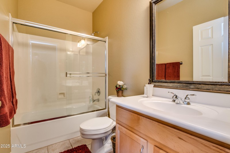 * 14 Thompson Peak-029 - Guest bath