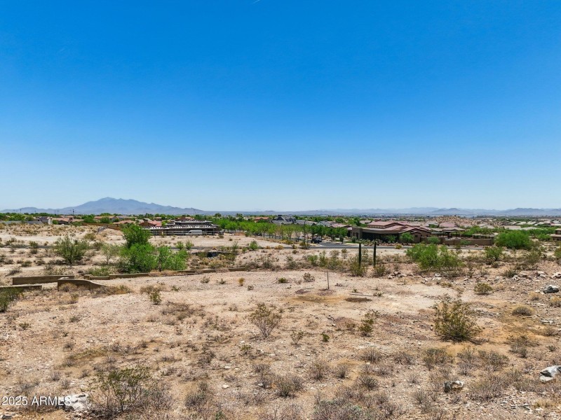 15-web-or-mls-3284-n-highlands-dr