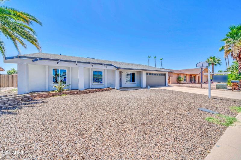 mls_8837 E Cortez St-3