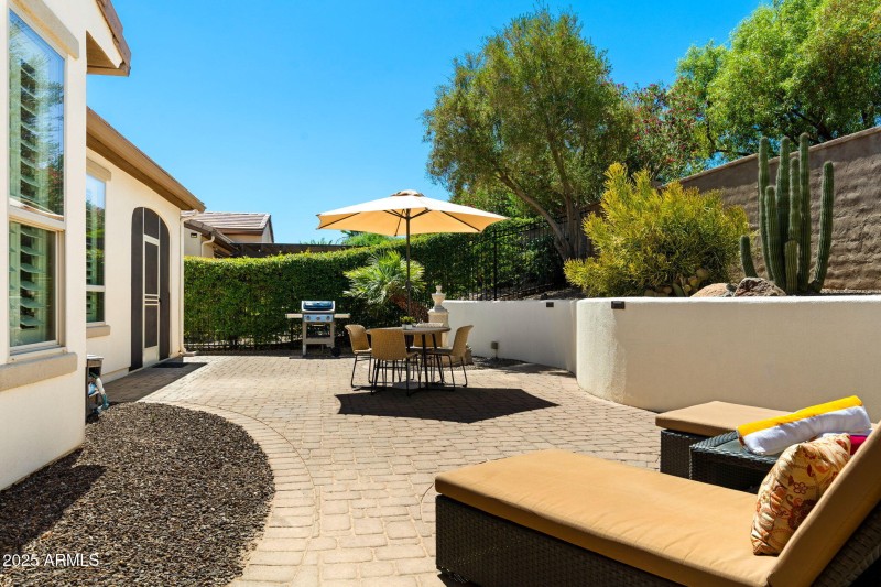 013_1732 E Vesper Trail