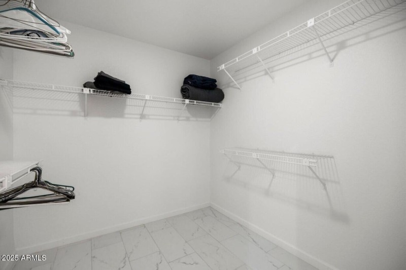 thumbnail_36724-125021-AaUlI5dsYqORni1pr