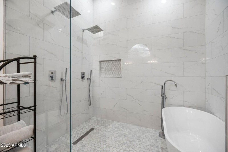 thumbnail_36724-125021-Xz2ZR31uUOwqT7dkW