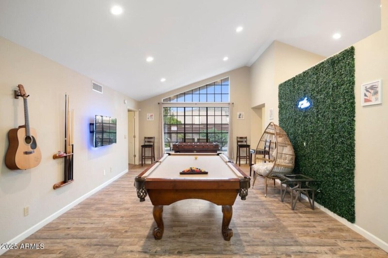 thumbnail_36724-125021-tVBbE3ki2dUA5YgIF