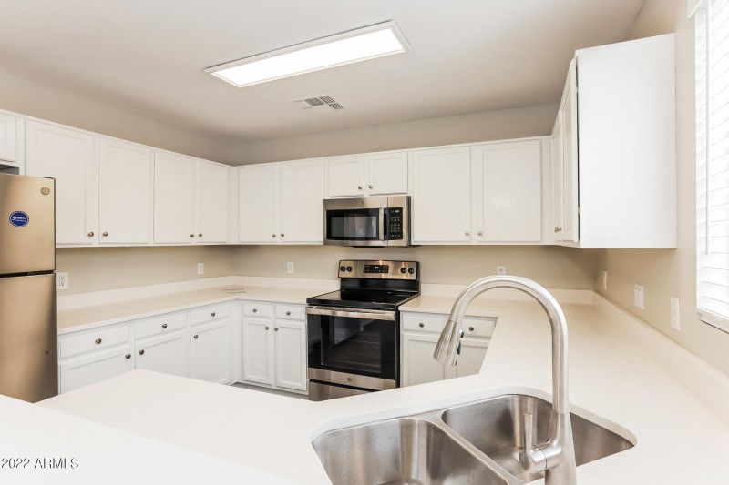 004-photo-kitchen-11516365