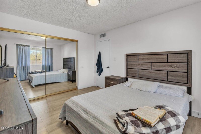 26-2207_W_Bentrup_St25