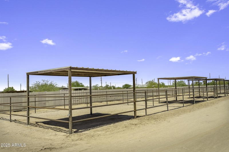 13050 N Breeze Way-41