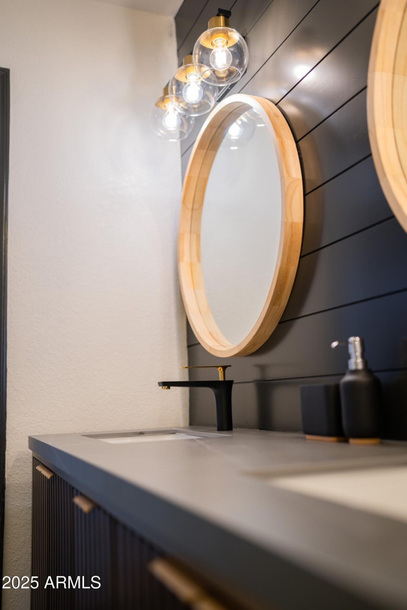 10823 n 109th way (47)