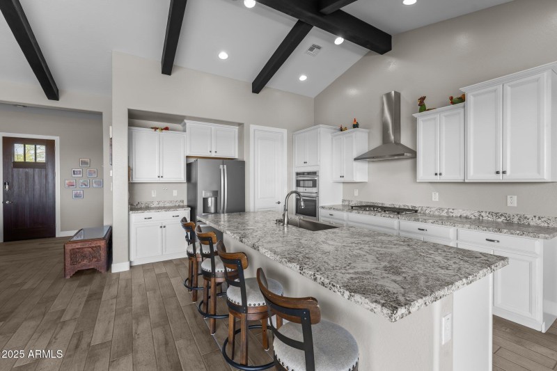 Beautifully upgraded granite