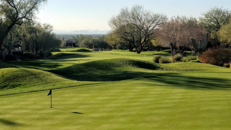 Putting course