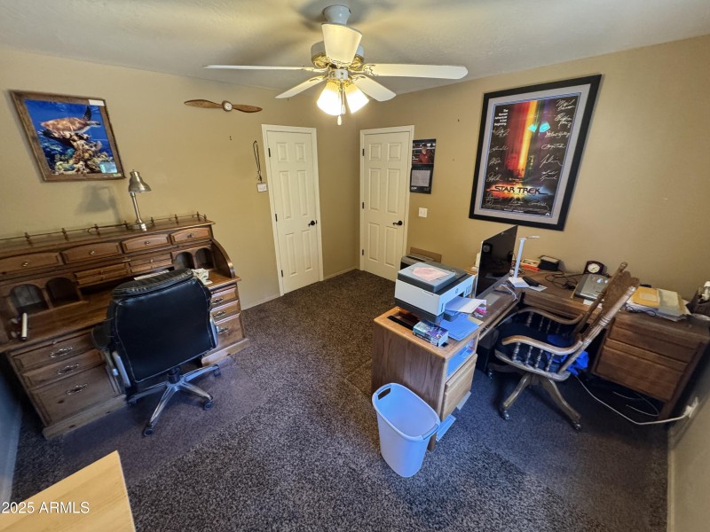 Office/den/bedroom