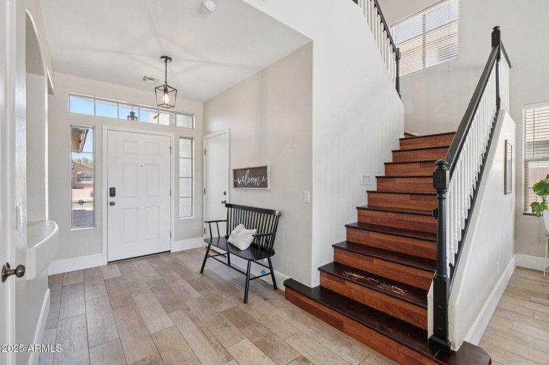 6-web-or-mls-W Saguaro Ln-S2706-004