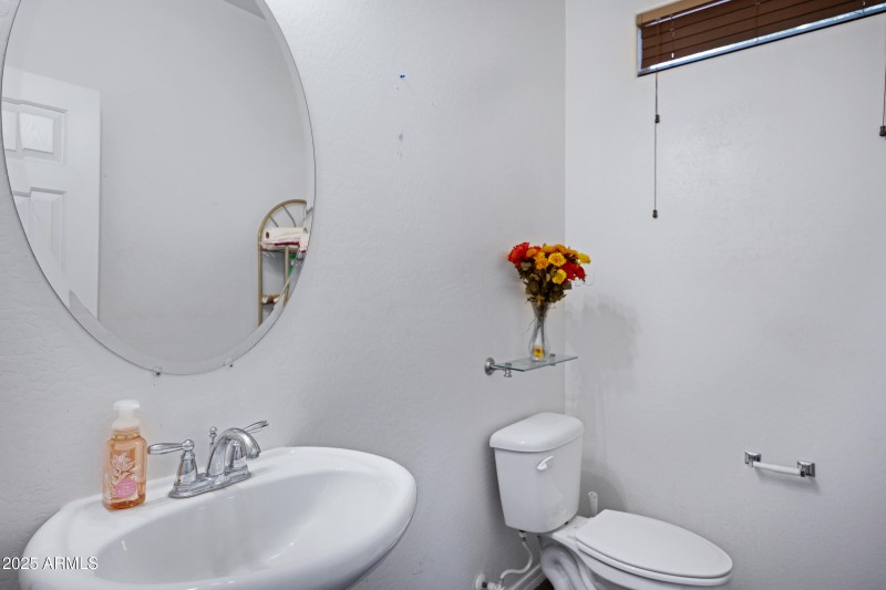 2715 N 73rd Dr-12 - Copy