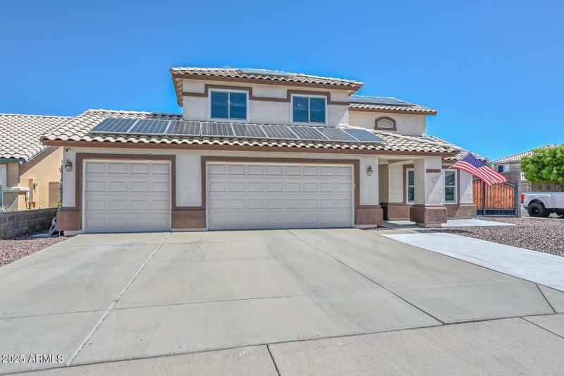 Front View-3 Car Garage